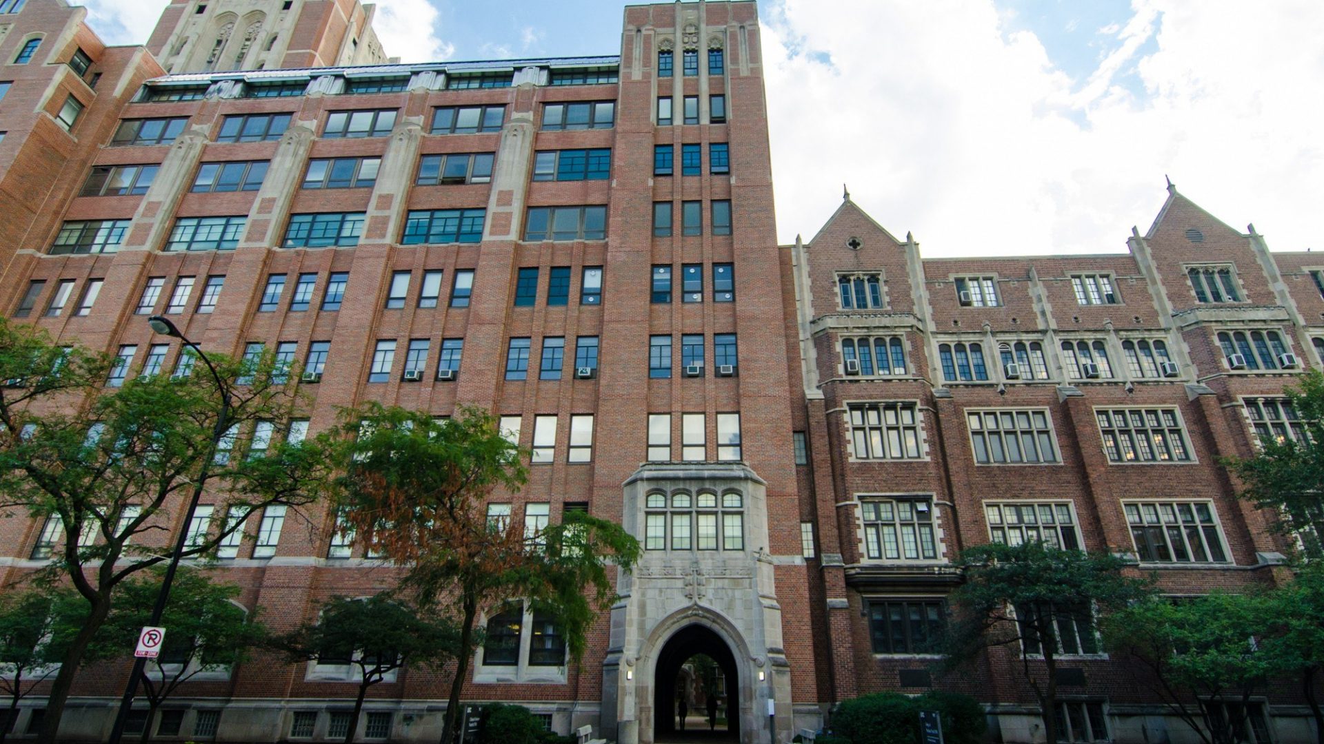 UIC/Metropolitan Group Hospitals Residency in General Surgery